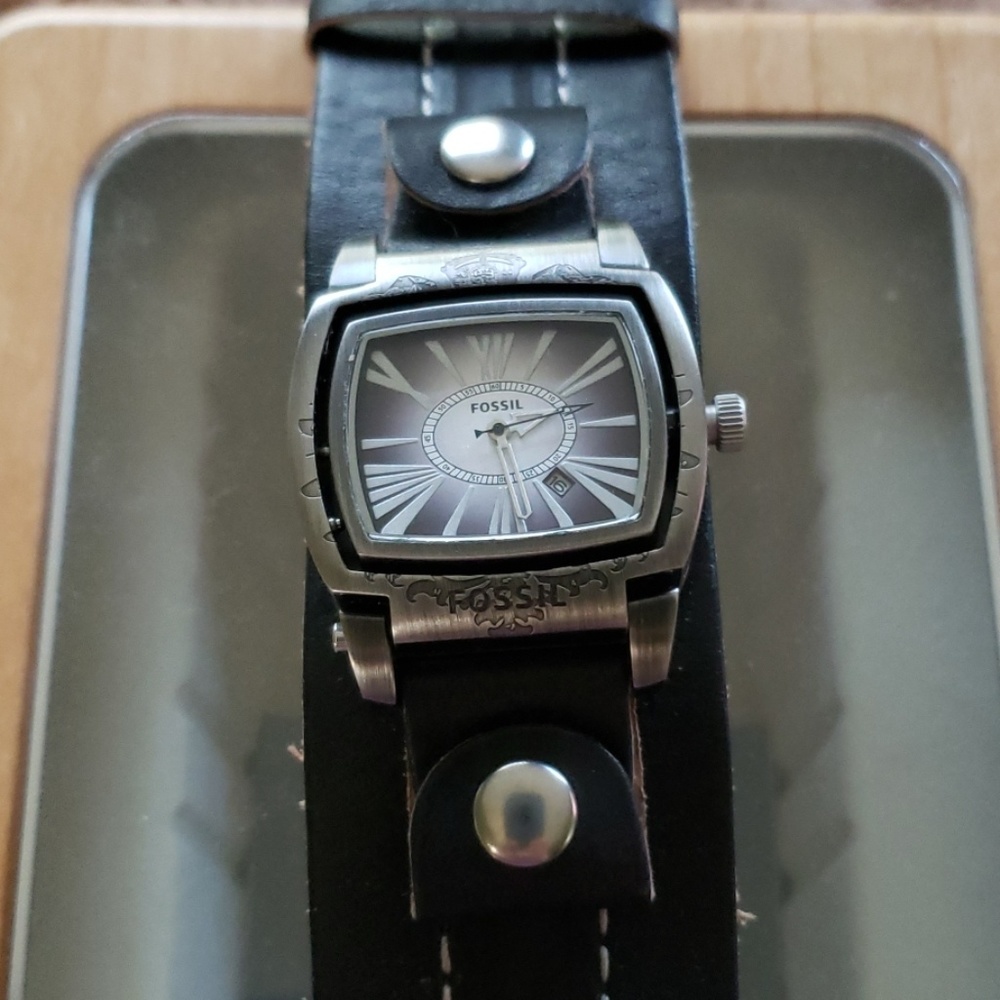 Fossil leather band watch